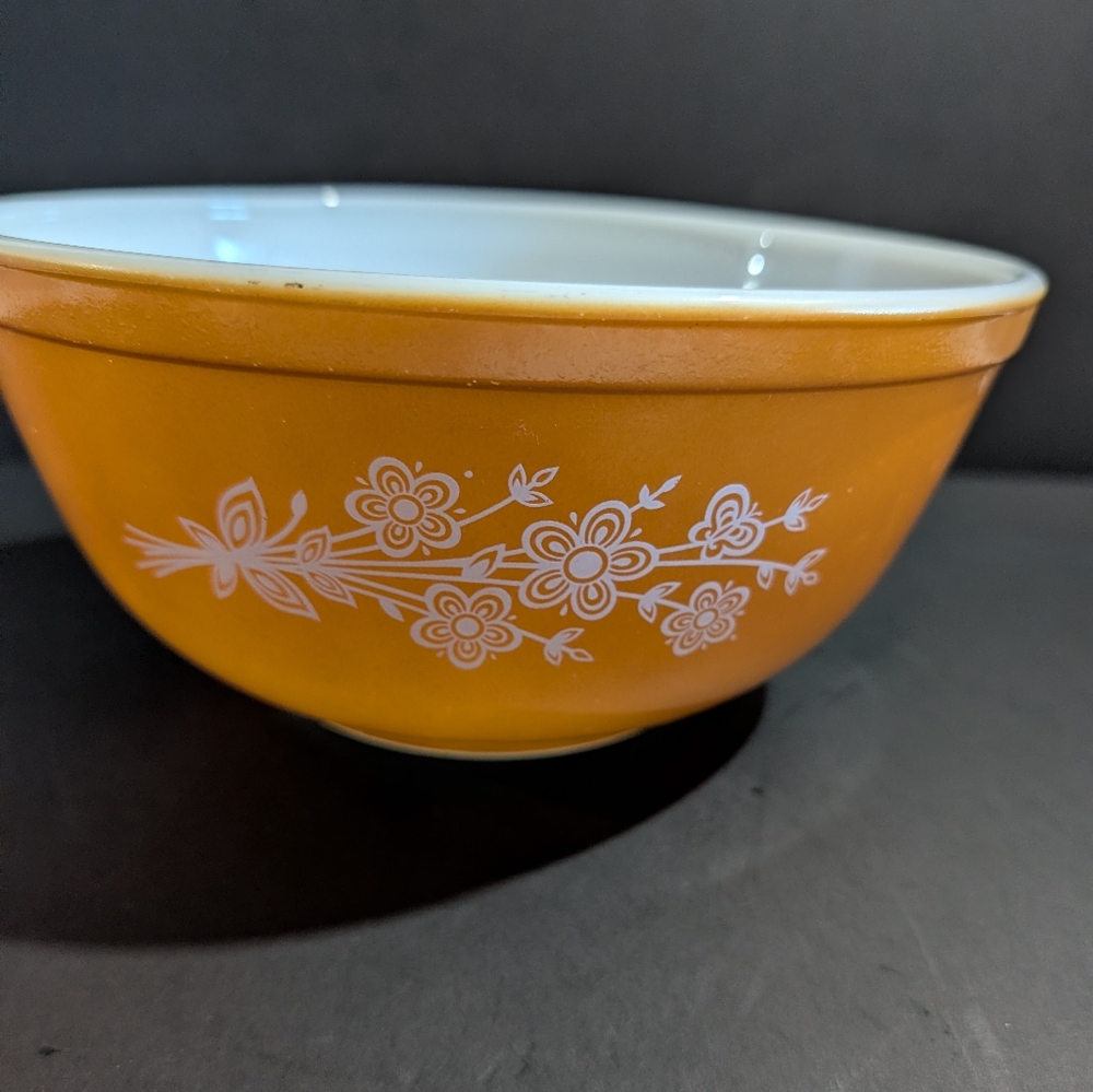 Vtg PYREX Round Mixing Bowl #403 Butterfly Gold 2.5 Litre Nesting - Picture 3 of 11
